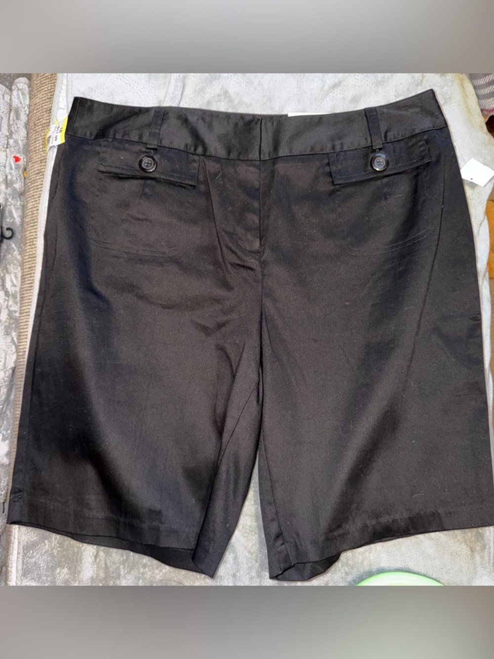 Cato Woman Shorts Size 18W Black Dress Career Mid Rise Tailored NWT Plus Size